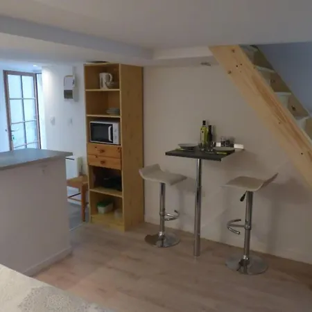 Apartment Neuf Avec Courette Privative *