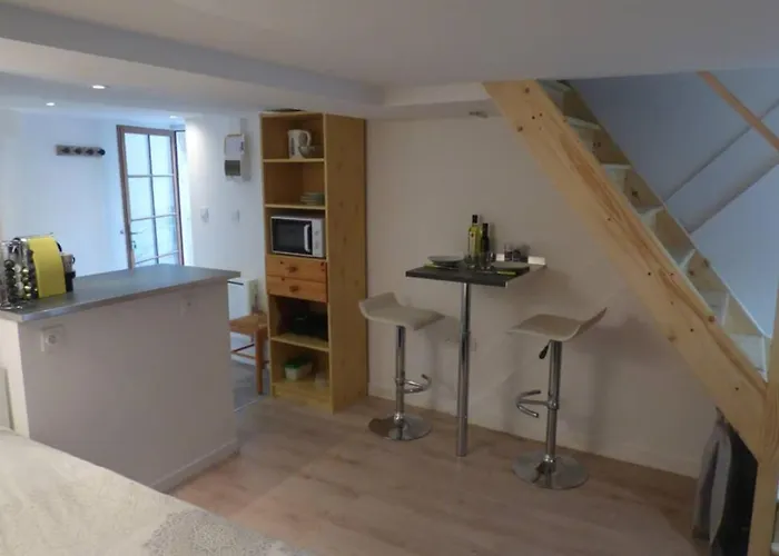 Apartment Neuf Avec Courette Privative *