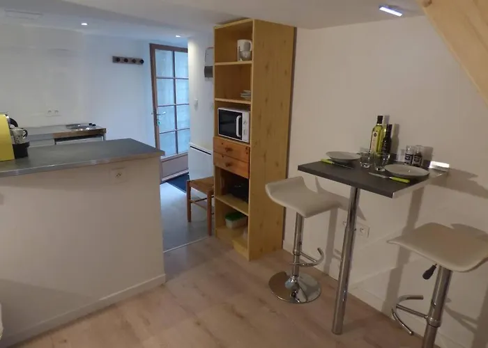 Apartment Neuf Avec Courette Privative *